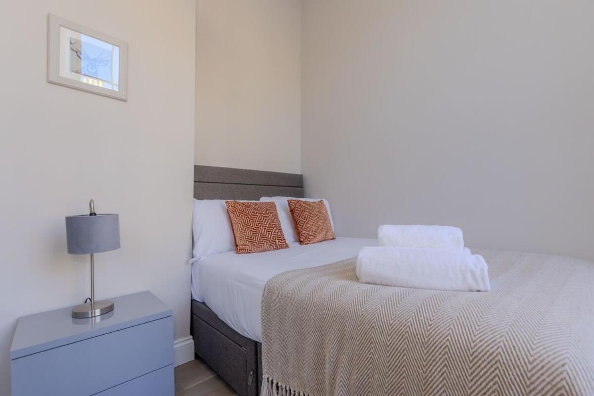Dragon Suites - Edinburgh City Centre 2 Bed Apartment Exteriör bild