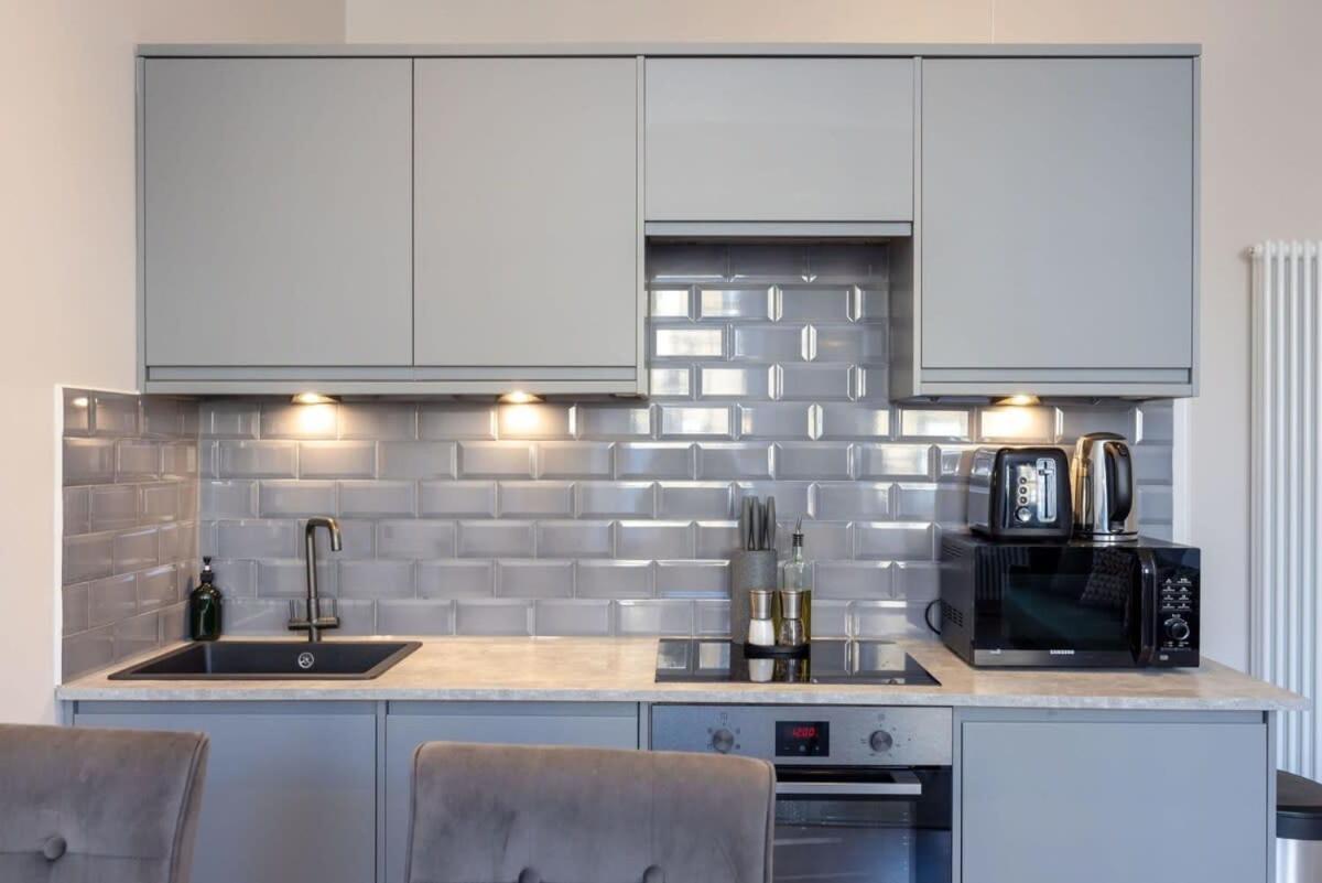 Dragon Suites - Edinburgh City Centre 2 Bed Apartment Exteriör bild